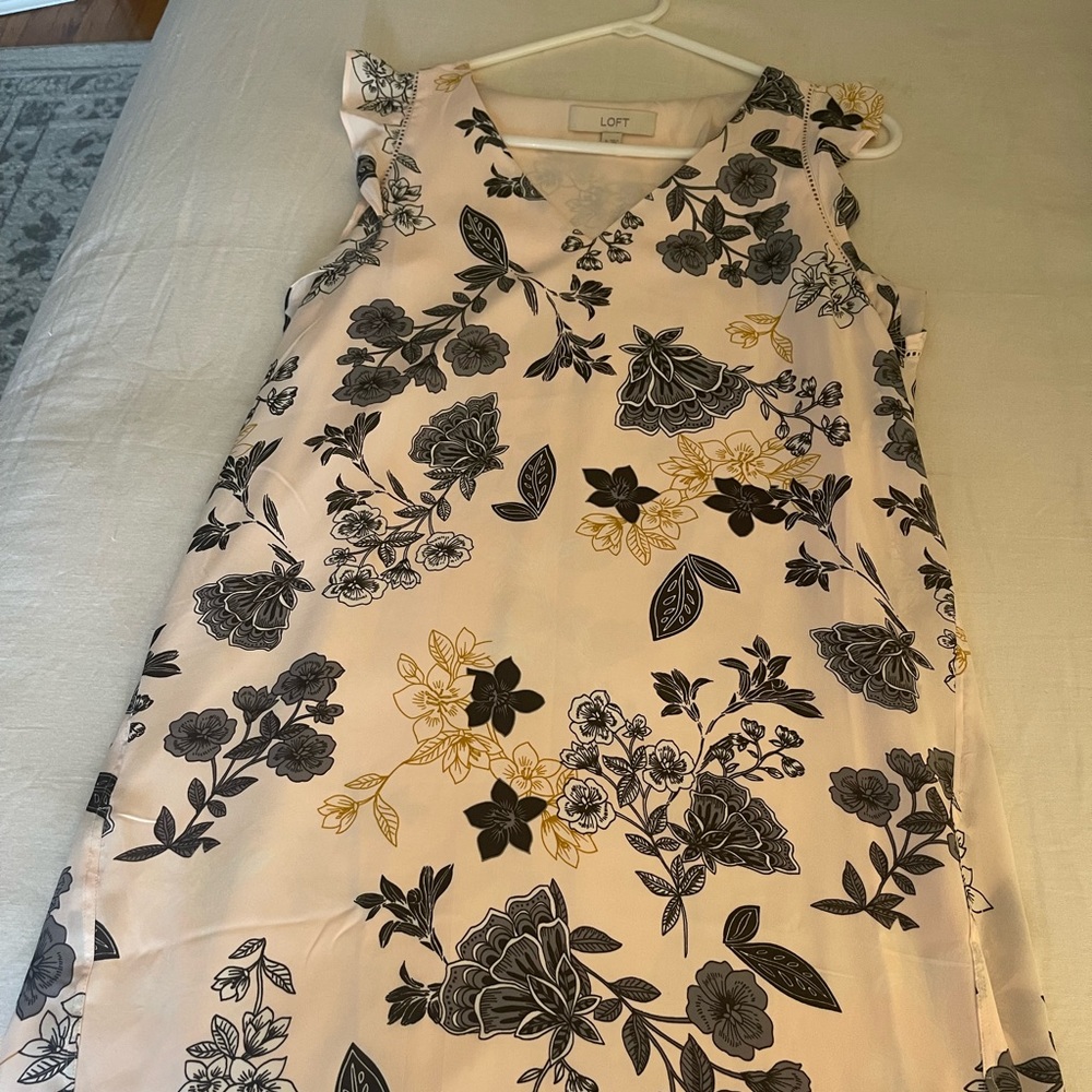 Loft floral dress - size M